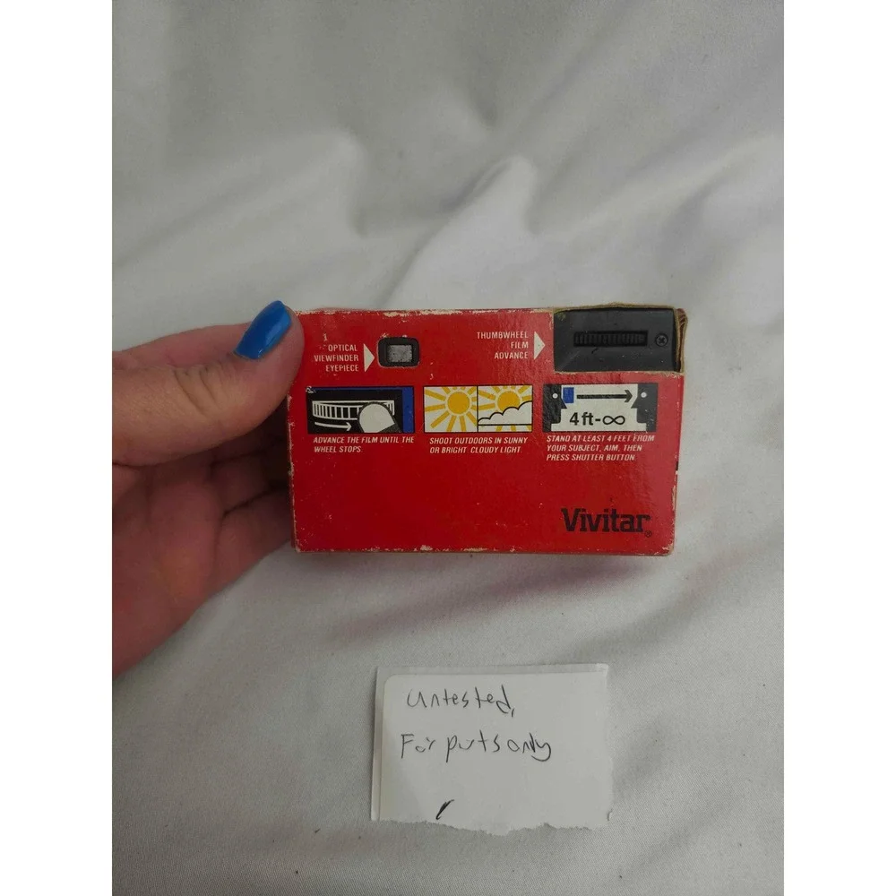 Vintage Marlboro Vivitar 35mm Disposable Camera 27 Exposures ISO 400 Untested